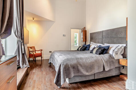 8605532-interiorW...