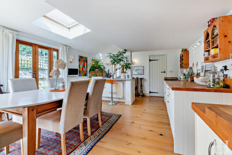 8655309-interiorW...