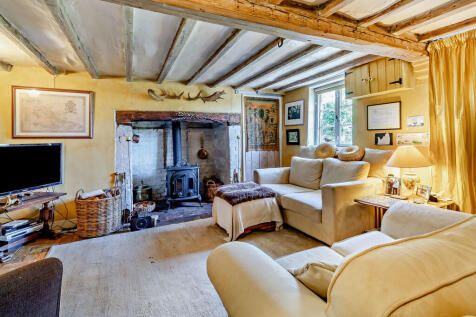 8655309-interior1...