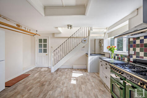 8659306-interiorW...