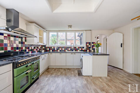 8659306-interiorW...