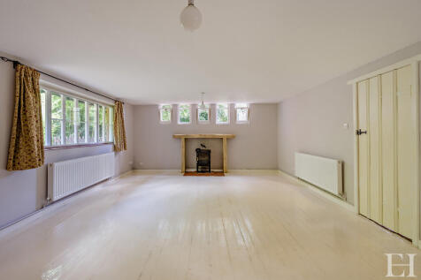 8659306-interiorW...