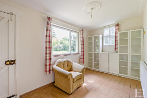 8659306-interiorW...