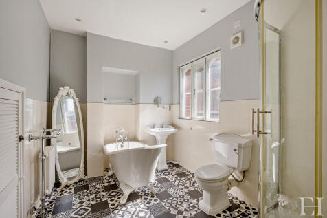 8659306-interiorW...