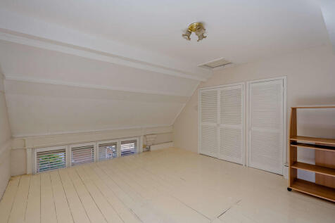8659306-interior2...