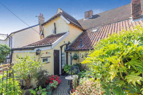 8659652-exterior0...