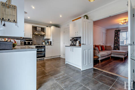 8662282-interiorW...