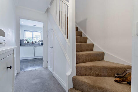 8662282-interior0...