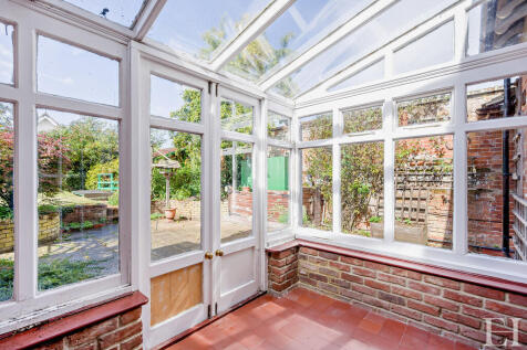 8662260-interiorW...