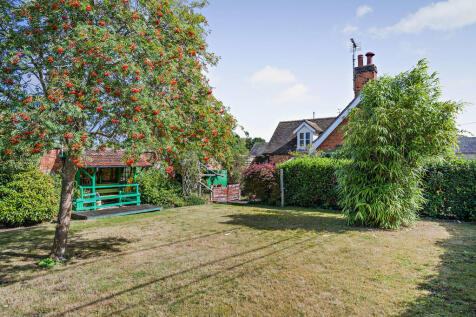 8662260-exterior0...
