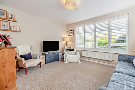 8662699-interiorW...