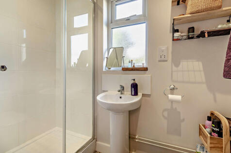 8662699-interior1...