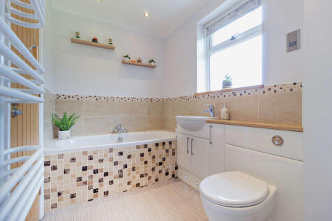 8616731-interior1...