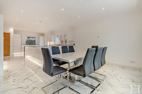 8664256-interiorW...
