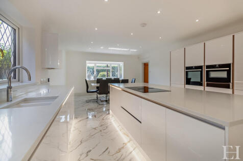 8664256-interiorW...