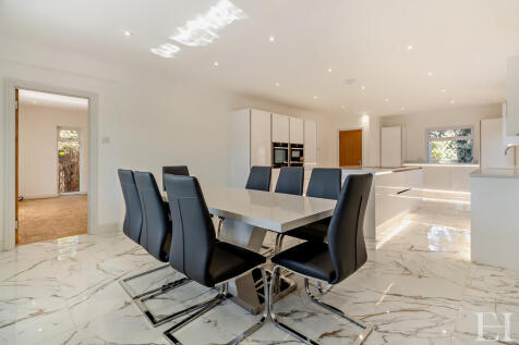 8664256-interiorW...