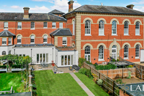 8664270-exteriorW...