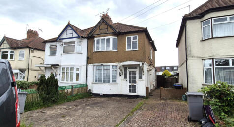1 Bedroom Garden Maisonette