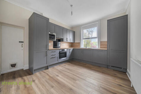 b9d24030-e9aa-425...