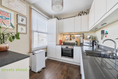 740888bf-836b-446...