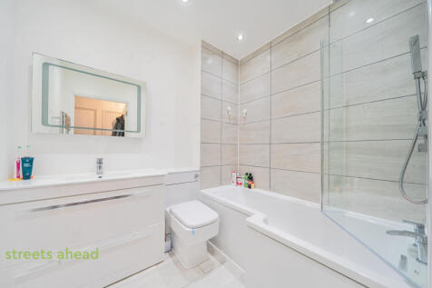 2233d1f8-b316-416...