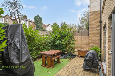 571f4d4a-aebf-48e...