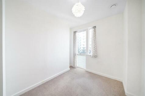 Second Bedroom - 15 Bessemer Place - Property for 