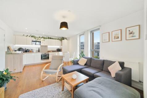 Living Room - Roma Corte, Renaissance Development 