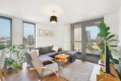 Living Room - Roma Corte, Renaissance Development 