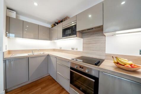 Kitchen - Sienna Alto - Renaissance Development - 
