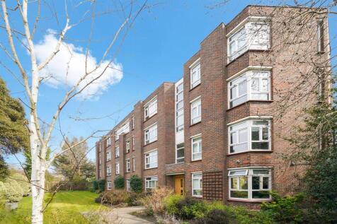 Falconwood Court (15).jpg