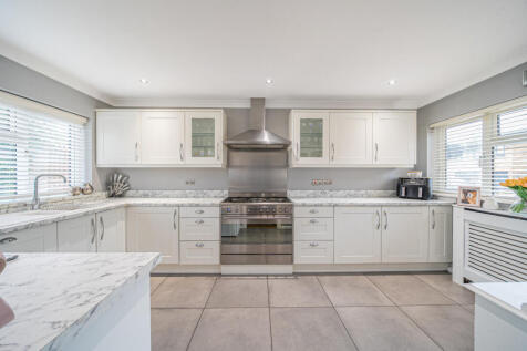 1382180-12-691d94...