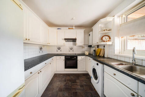 1384093-14-692593...