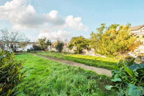 1384093-11-692593...