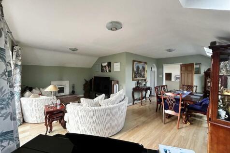 Lounge &amp; Dining Room (4).jpeg
