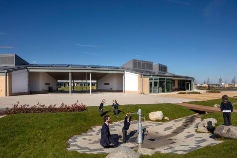 Cambridge University Primary School - Lifestyle