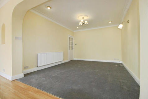 Six Bedroom Semi Detached House To Rent