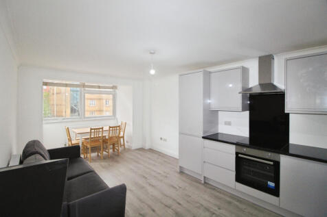 Three Bedroom 2nd Floor Flat To Rent