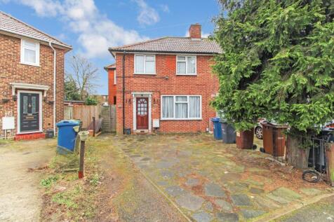 Four Bedroom Semi Detached House To Rent