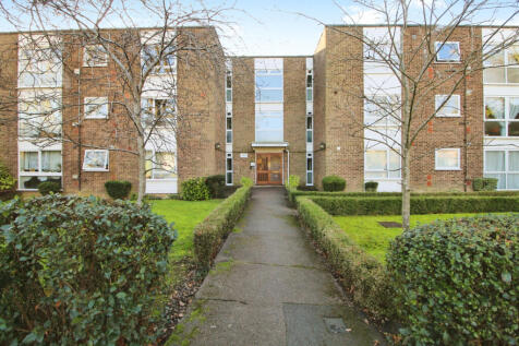 Two Double Bedroom Ground Floor Flat To Rent