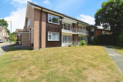 Two Double Bedroom 1st Floor Maisonette To Rent
