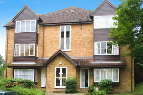 2nd Floor Studio Flat To Rent
