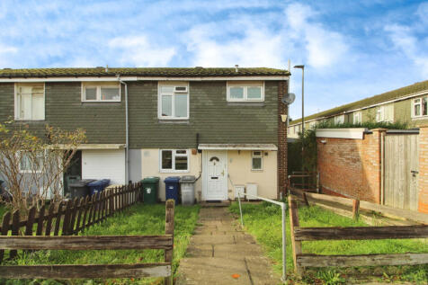 Three Bedroom Semi Detached House To Rent