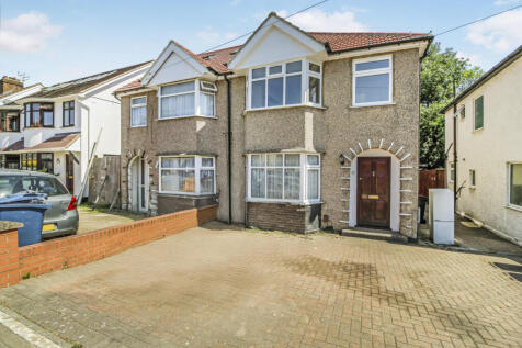 Four Bedroom Semi Detached House To Rent