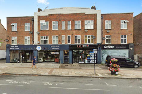 Two Double Bedroom 1st Floor Flat To Rent