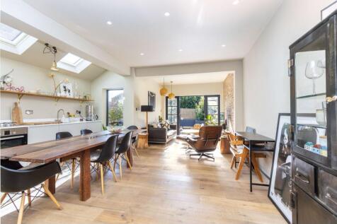 Property Image 4