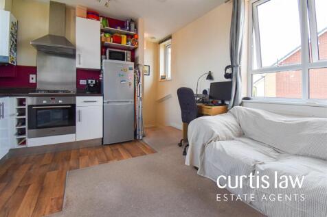 Living Room/Kitchen