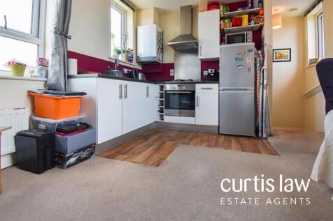Living Room/Kitchen