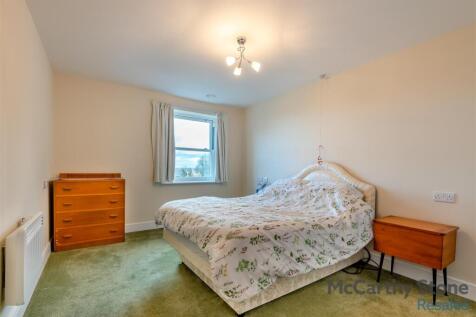 8631718-interior04.jpg