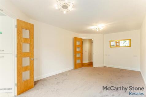8657589-interior11.jpg